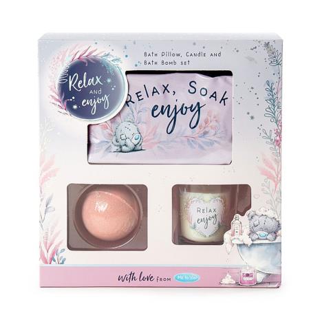 Bath Pillow, Scented Candle & Bath Bomb Me to You Bear Gift Set £10.00
